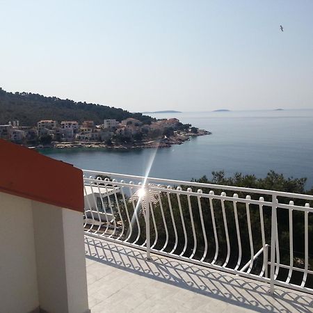 Apartmani Milisa L Primošten المظهر الخارجي الصورة