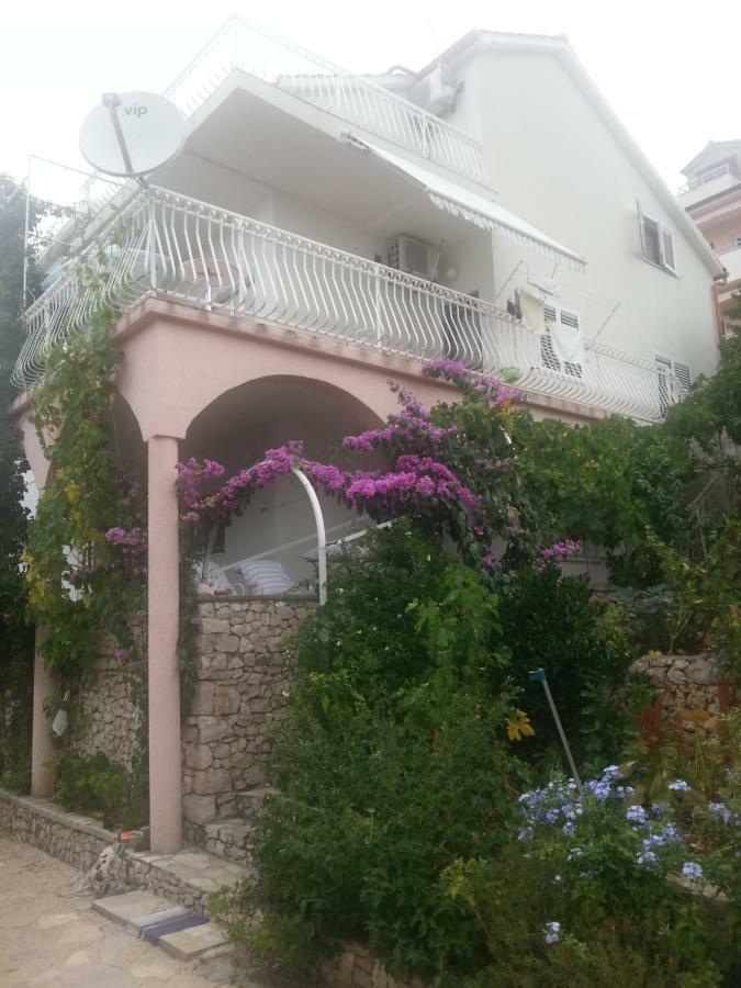 Apartmani Milisa L Primošten المظهر الخارجي الصورة